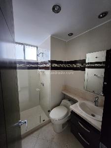 Apartamento de 2 alcobas en venta en Altos De Cabecera, Bucaramanga, 68 m² · foto 10 de 20