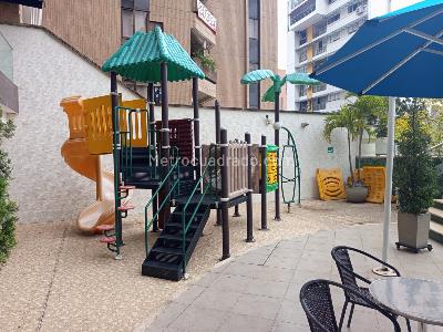 Apartamento de 3 alcobas en venta en Cabecera Del Llano, Bucaramanga, 111 m² · foto 13 de 19
