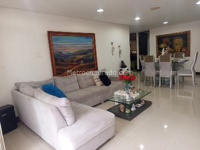 Apartamento de 3 alcobas en venta en Cabecera Del Llano, Bucaramanga, 111 m² · foto 3 de 19