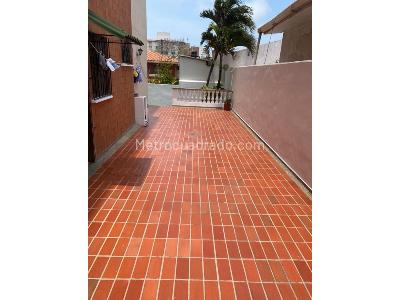 Apartamento de 3 alcobas en venta en Altos De Riomar, Barranquilla, 247 m² · foto 3 de 13
