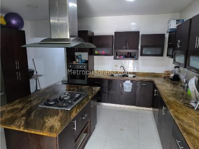 Casa en venta en Ciudad Jardin, Barranquilla · foto 5 de 11
