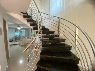 Casa de 4 alcobas en venta en La Castellana, Barranquilla, 244 m² · foto 2 de 15