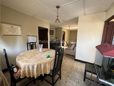 Casa de 5 alcobas en venta en El Poblado, Barranquilla, 465 m² · foto 11 de 20
