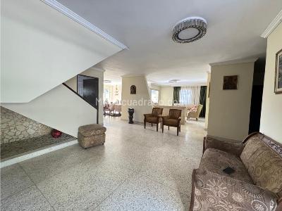 Casa de 5 alcobas en venta en El Poblado, Barranquilla, 465 m² · foto 14 de 20