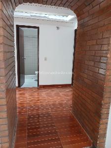 Casa de 4 alcobas en venta en Modelia, Bogotá, 200 m² · foto 10 de 17