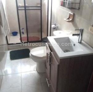Casa de 5 alcobas en venta en San Marcos Villa Luz, Bogotá, 156 m² · foto 9 de 11