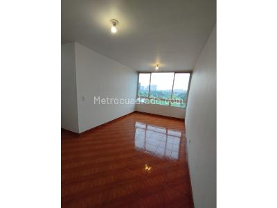 Apartamento en venta en Ciudad Alsacia, Bogotá · foto 6 de 17