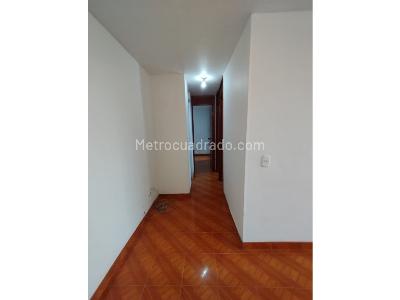 Apartamento en venta en Ciudad Alsacia, Bogotá · foto 8 de 17