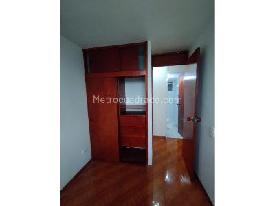 Apartamento en venta en Ciudad Alsacia, Bogotá · foto 14 de 17