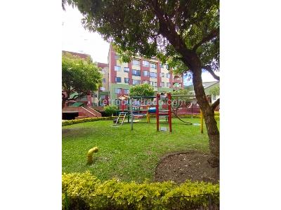 Apartamento de 3 alcobas en venta en Castilla, Bogotá, 57 m² · foto 3 de 20