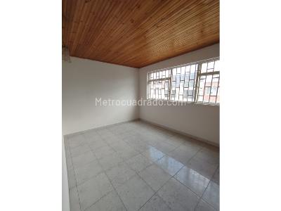 Casa de 5 alcobas en venta en Ciudad Jardin, Bogotá, 288 m² · foto 5 de 14