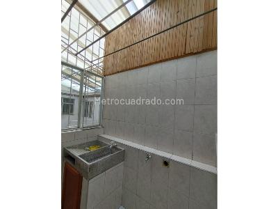 Casa de 5 alcobas en venta en Ciudad Jardin, Bogotá, 288 m² · foto 6 de 14