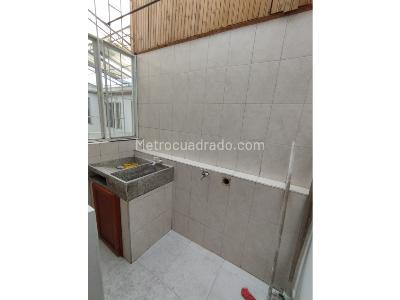 Casa de 5 alcobas en venta en Ciudad Jardin, Bogotá, 288 m² · foto 7 de 14