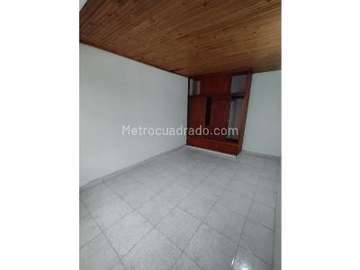 Casa de 5 alcobas en venta en Ciudad Jardin, Bogotá, 288 m² · foto 9 de 14