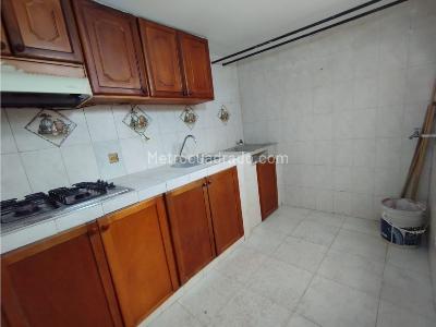 Casa de 5 alcobas en venta en Ciudad Jardin, Bogotá, 288 m² · foto 12 de 14