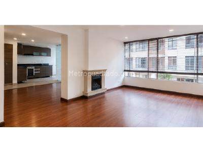 Apartamento en venta en Santa Barbara Central, Bogotá · foto 2 de 16
