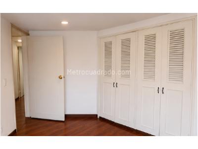 Apartamento en venta en Santa Barbara Central, Bogotá · foto 7 de 16