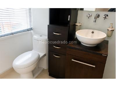 Apartamento en venta en Santa Barbara Central, Bogotá · foto 9 de 16