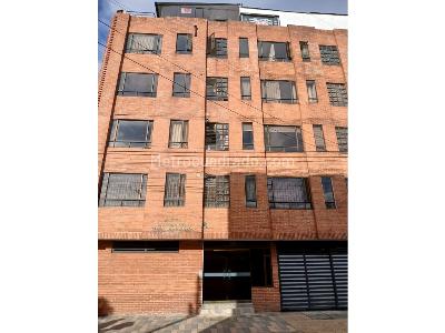 Apartamento de 3 alcobas en venta en El Recuerdo, Bogotá, 121 m² · foto 2 de 20
