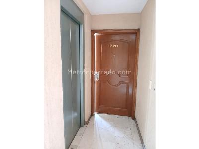 Apartamento de 3 alcobas en venta en El Recuerdo, Bogotá, 121 m² · foto 4 de 20
