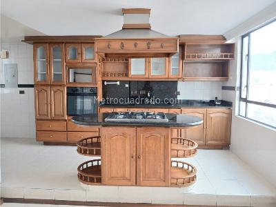 Apartamento de 3 alcobas en venta en El Recuerdo, Bogotá, 121 m² · foto 5 de 20