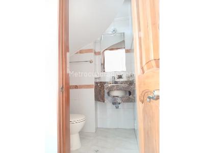 Apartamento de 3 alcobas en venta en El Recuerdo, Bogotá, 121 m² · foto 8 de 20