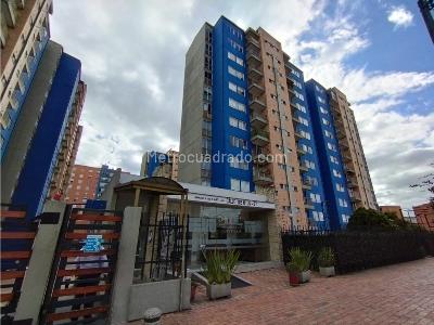 Apartamento de 3 alcobas en venta en Castilla Villa Alsacia, Bogotá, 49 m² · foto 2 de 19