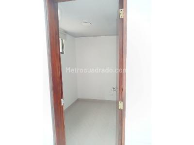Casa de 3 alcobas en venta en Modelia, Bogotá, 144 m² · foto 17 de 19