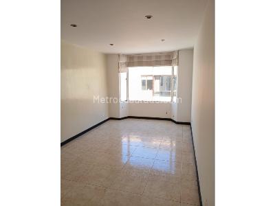 Apartamento en venta en Quinta Paredes, Bogotá · foto 11 de 17