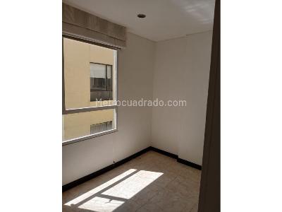Apartamento en venta en Quinta Paredes, Bogotá · foto 5 de 17