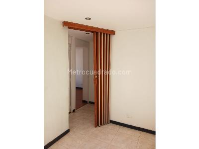 Apartamento en venta en Quinta Paredes, Bogotá · foto 6 de 17