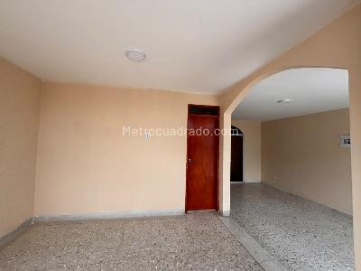Casa de 5 alcobas en venta en Los Nogales, Barranquilla, 178 m² · foto 3 de 20