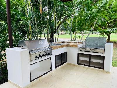Casa de 5 alcobas en venta en Condominio Campestre Club El Peñon, Girardot, 350 m² · foto 5 de 20