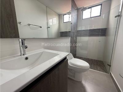 Apartamento de 2 alcobas en venta en Ciudad Jardin, Barranquilla, 81 m² · foto 5 de 13