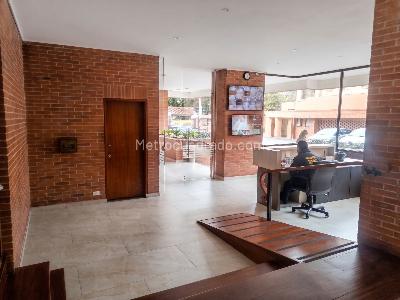 Apartamento en venta en Bella Suiza, Bogotá · foto 3 de 20
