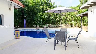 Casa de 4 alcobas en venta en Girardot, Girardot, 200 m² · foto 8 de 19