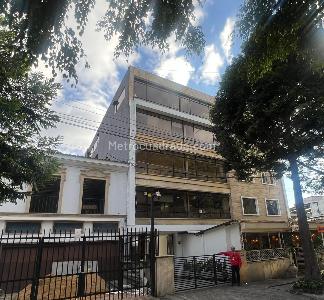 Office for rent in QUINTA CAMACHO, Bogotá