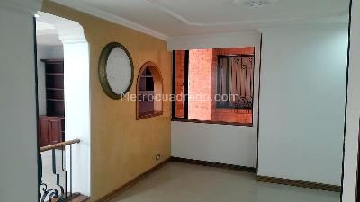 Apartamento en venta en La Colina Campestre, Bogotá · foto 3 de 20
