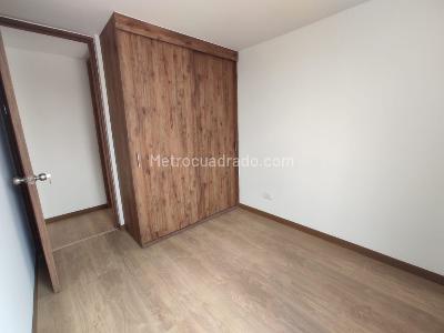Apartamento de 2 alcobas en venta en Fontibon, Bogotá, 43 m² · foto 8 de 20