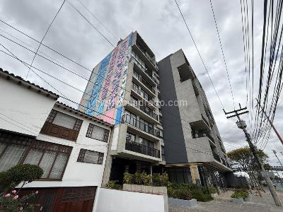 Casa de 5 alcobas en venta en Polo Club, Bogotá, 624 m² · foto 5 de 20