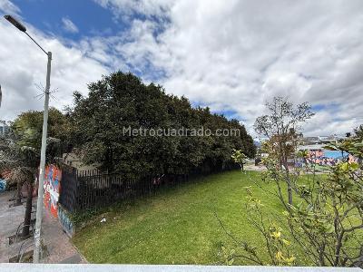 Casa de 5 alcobas en venta en Polo Club, Bogotá, 624 m² · foto 10 de 20