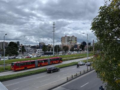 Casa de 5 alcobas en venta en Polo Club, Bogotá, 624 m² · foto 18 de 20