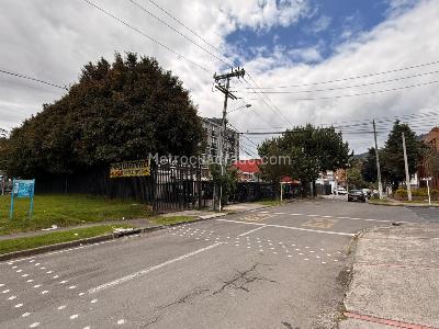 Casa de 4 alcobas en venta en Polo Club, Bogotá, 312 m² · foto 5 de 17