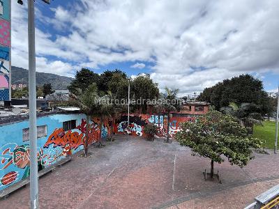 Casa de 4 alcobas en venta en Polo Club, Bogotá, 312 m² · foto 8 de 17
