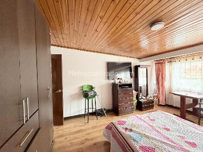 Casa de 5 alcobas en venta en Santa Maria Del Lago, Bogotá, 160 m² · foto 14 de 20