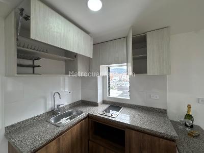 Apartaestudio en venta en Cedritos, Bogotá, 28 m² · foto 8 de 20