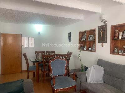 Casa de 4 alcobas en venta en La Estrada, Bogotá, 210 m² · foto 8 de 20