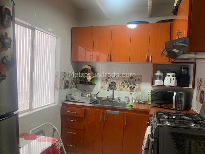 Casa de 4 alcobas en venta en La Estrada, Bogotá, 210 m² · foto 9 de 20