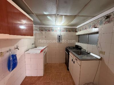 Apartamento en venta en Santa Barbara Oriental, Bogotá · foto 4 de 15