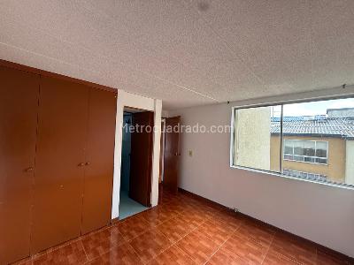 Apartamento en venta en Santa Barbara Oriental, Bogotá · foto 8 de 15